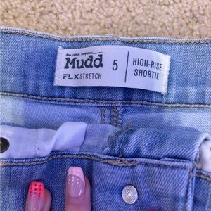 mudd jean shorts!